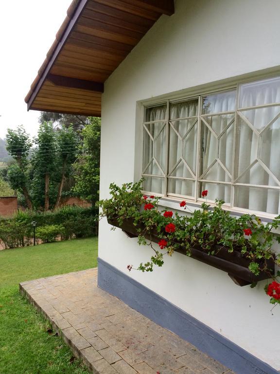 Chale Aconchegante Villa Monte Verde  Buitenkant foto