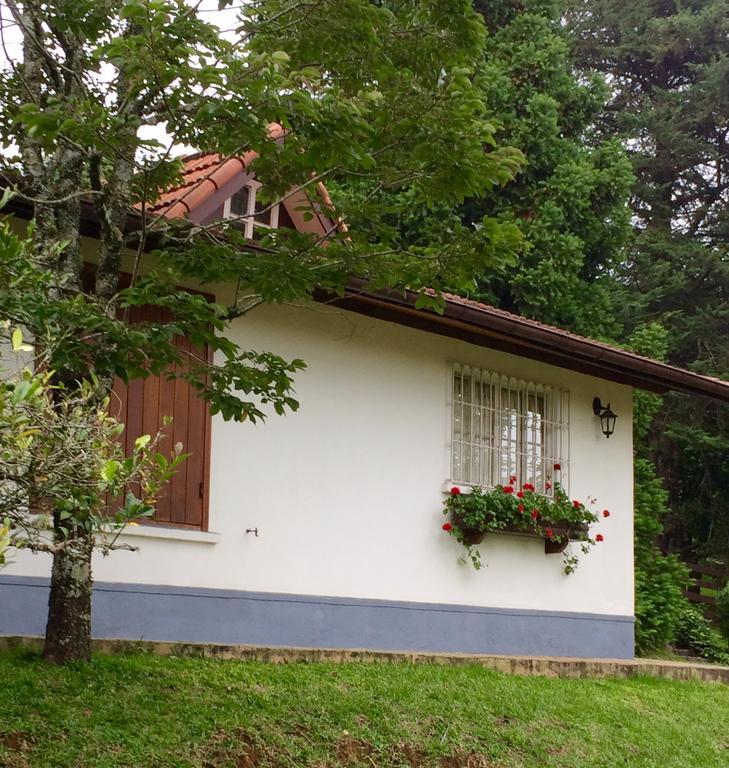 Chale Aconchegante Villa Monte Verde  Buitenkant foto