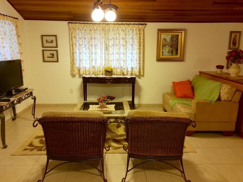 Chale Aconchegante Villa Monte Verde  Kamer foto