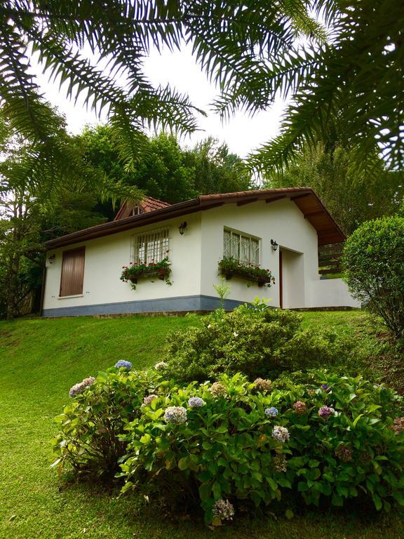 Chale Aconchegante Villa Monte Verde  Buitenkant foto